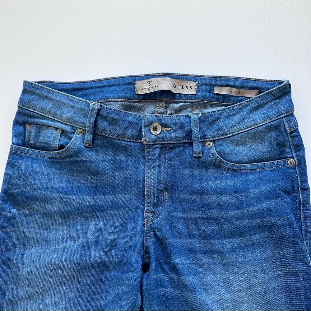 Guess Mid Crop Ankle Jeans Mid Rise Medium Wash Casual Preppy Size 27 Inseam 25